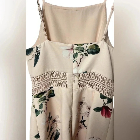 REVOLVE KEEPSAKE THE LABEL romper sz SM . Pink floral,cut out,waist crochet?,zip - Picture 8 of 16